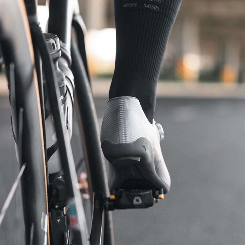 Zapatillas de Ruta Santic Endless Carbon - Suela de Carbono Hueca y Dial Atop®