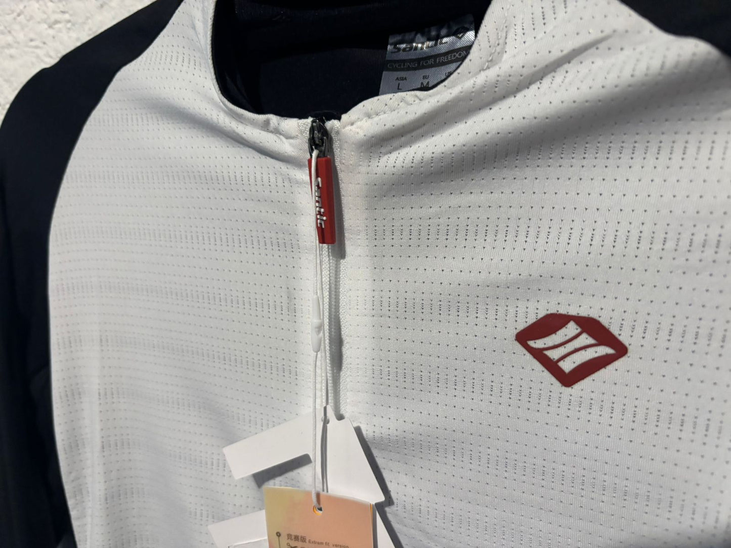 Jersey de Ciclismo Santic Siteng - Diseño Pro-Fit y Transpirabilidad